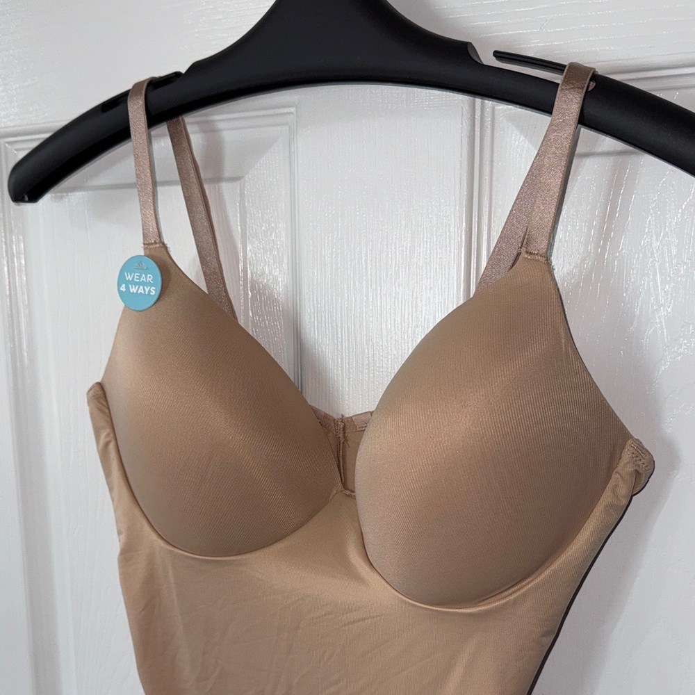 Assets by Spanx Nude Shapewear Bodysuit - Picture 4 of 11